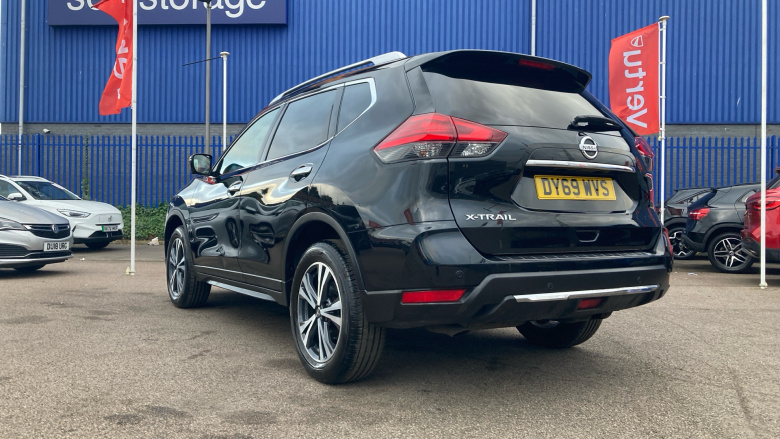 Nissan X-Trail 1.7 dCi N-Connecta 5dr [7 Seat] Diesel Station Wagon
